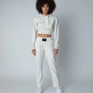 Talentless cropped WOMENS BOXING HOODIE in white size small